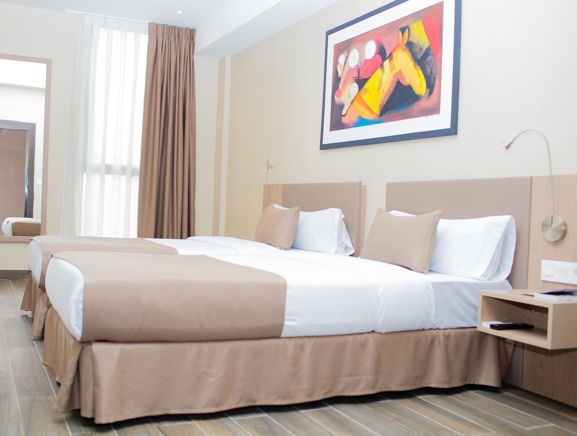 ליברוויל Fly Hotel מראה חיצוני תמונה