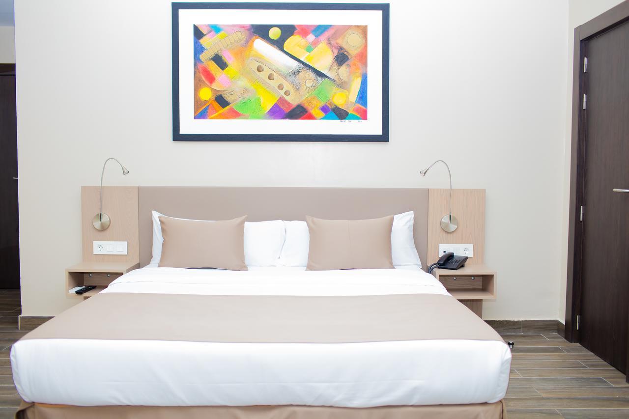 ליברוויל Fly Hotel מראה חיצוני תמונה