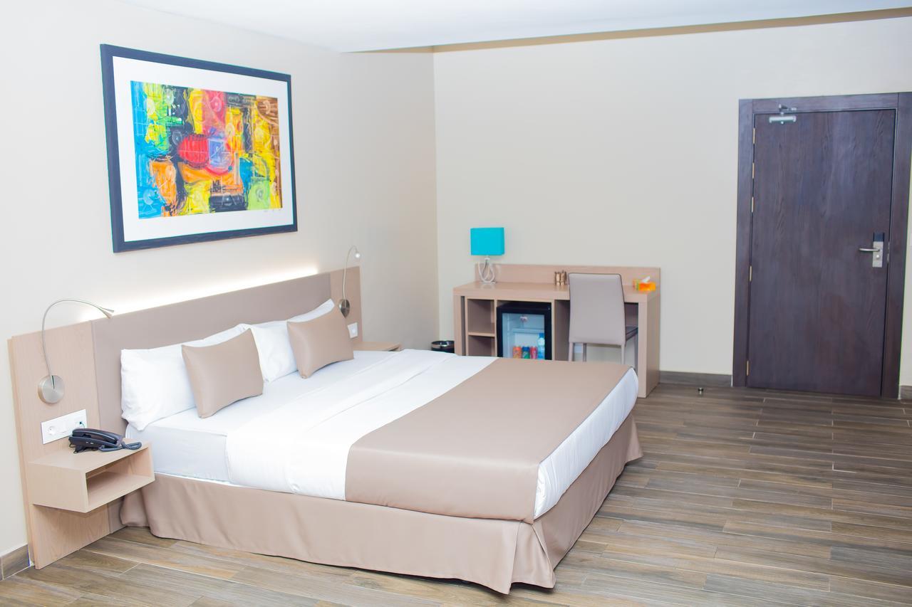ליברוויל Fly Hotel מראה חיצוני תמונה